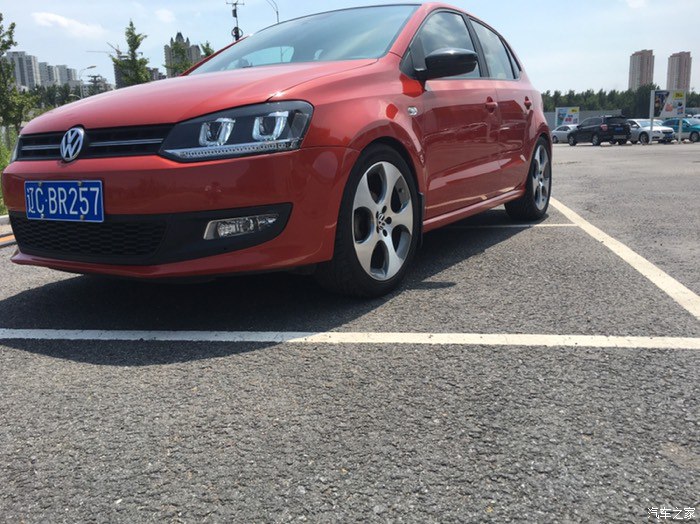 陆忠喜到石龙镇黎塘村上党课“beat·365”(图3) beat365亚洲体育官方网站