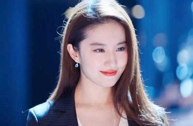 beat·365|鹿心社深入鹿寨柳城调研时强调 着力做大做强县域经济 推动经济社会高质量发展(图1) beat·365