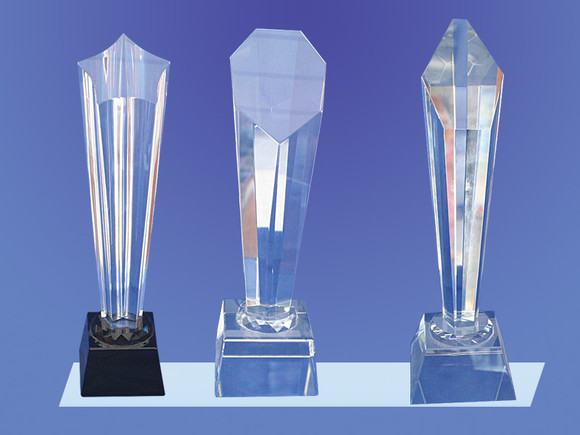 GRF获首胜：Tarzan与Ucal打出“世纪配合”，剑皇却为何如此菜‘beat365官网’