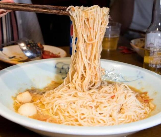 县司法局：年前送关爱 慰问老干部：beat·365